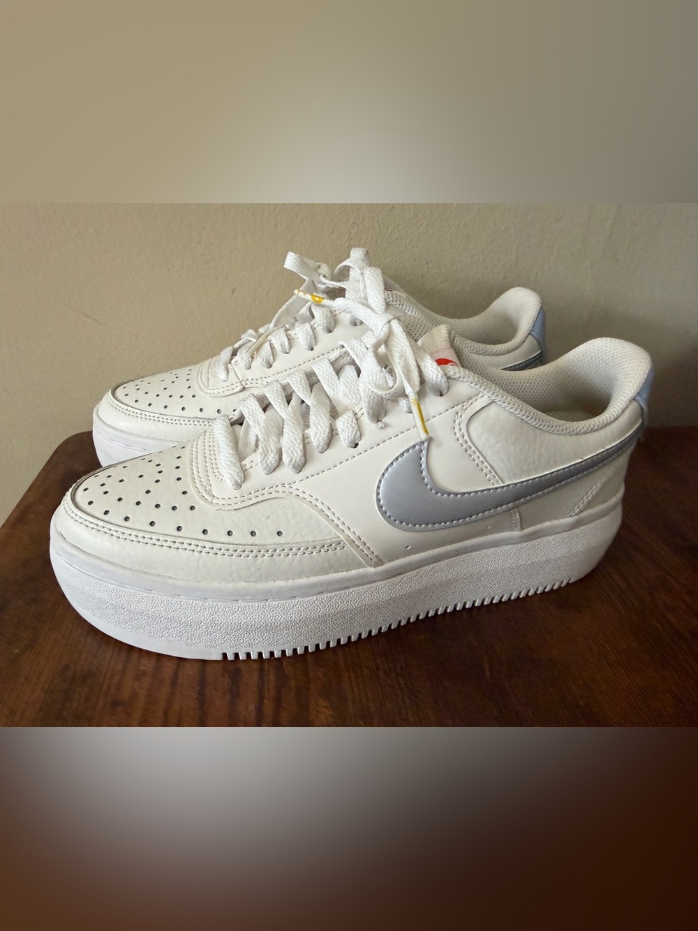 Nike White Court Vision Alta Athletic Sneaker Interior Label Size 9